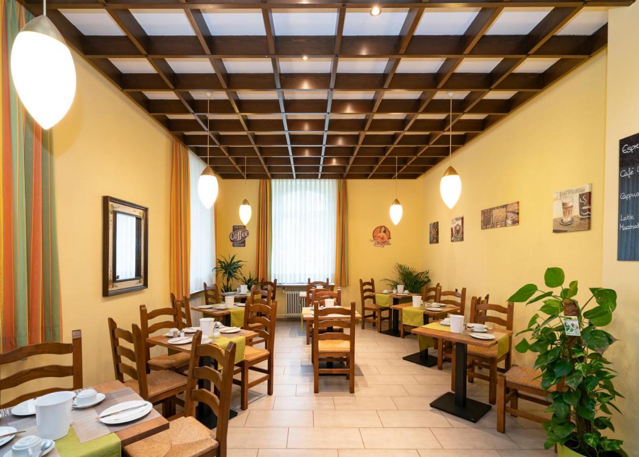 Hotel Restaurant Schwert Kehl Exterior foto